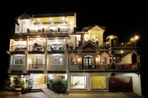 Coron Town Proper Bed & Breakfast | Coron Bancuang Mansion