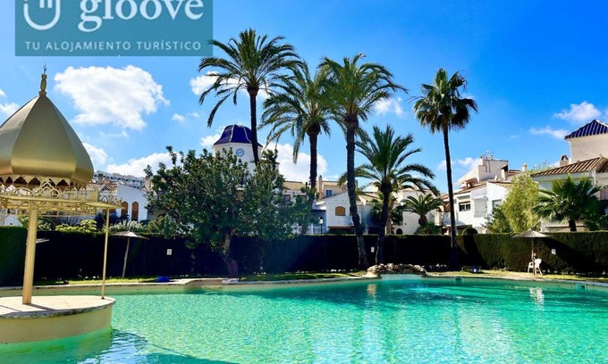 Los Arenales del Sol Apartment | Costa Hispania House by Gloove