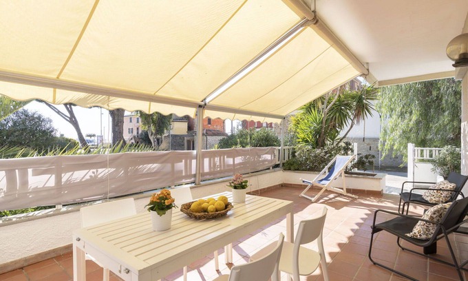 Marina di Andora Apartment | Cosy apartment for 6 guests with WIFI, TV, terrace and pets allowed