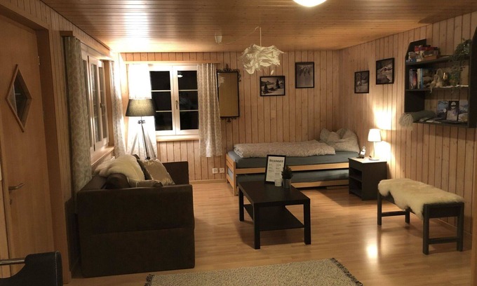 Adelboden Apartment | Cosy apartment for 3 guests with WIFI and balcony