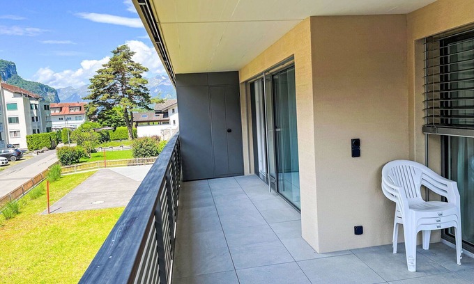 Martisberg Apartment | Cosy apartment for 4 guests with WIFI, TV, balcony and panoramic view