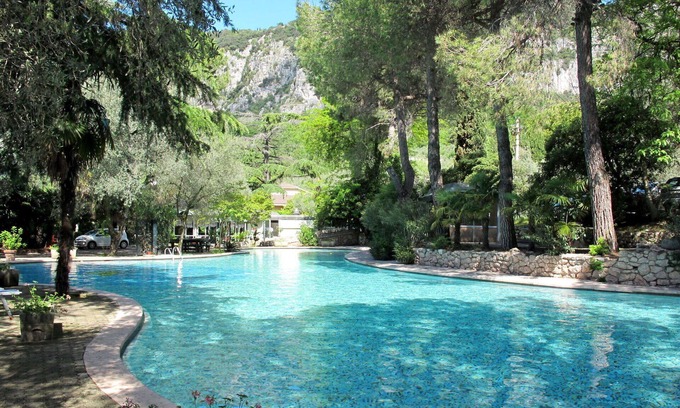 Corno Apartment | Cosy apartment for 5 guests with pool, WIFI, TV and terrace