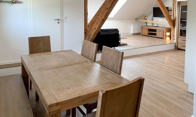 Holtriem Apartment | Cosy apartment for 5 people with WIFI, TV and pets allowed