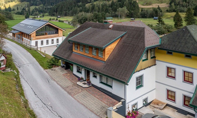 Solk Apartment | Cosy apartment for 6 guests with WIFI, TV, terrace and pets allowed