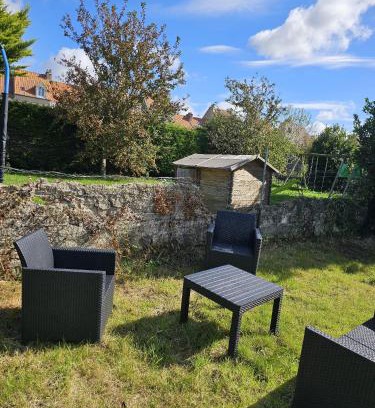 Outreau Apartment | Cosy appartement 45m2 vu et accès jardin commun