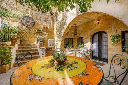Xewkija House | Cosy Hideaways in Traditional Maltese House