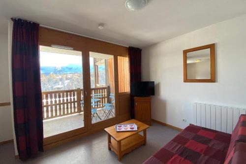 Saint-Etienne-en-Devoluy Apartment | Cosy nest near the SuperDévoluy ski resort