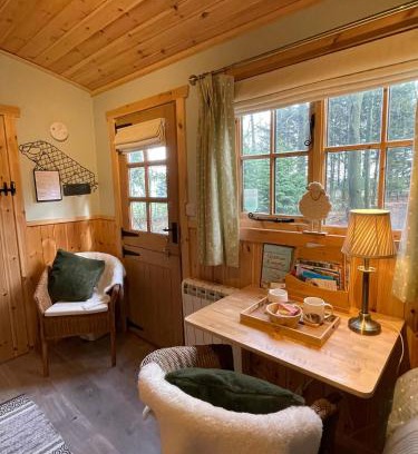 West Heslerton Other | Cosy Wooden Shepherds Hut