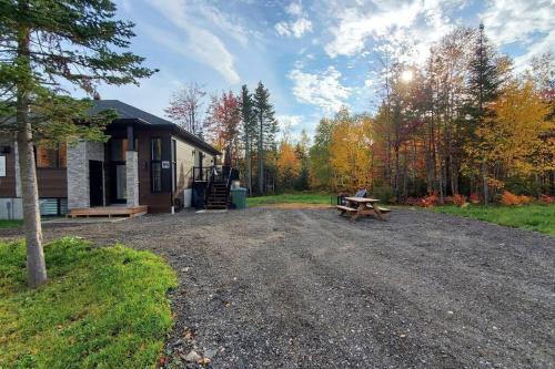 Petite-Riviere-Saint-Francois Apartment | Cottage Quebec - La Nepheline