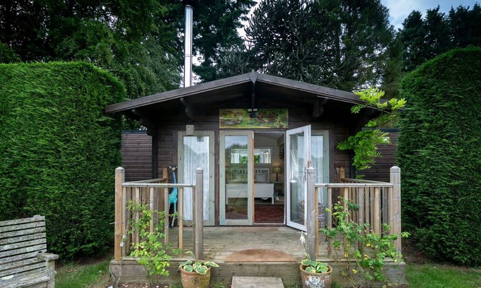 Chilworth Cottage | Cottage ∙ 1 bedroom ∙ 2 guests