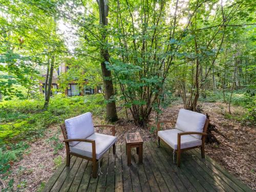 Maubray House | Cottage in Tournai with Forest View