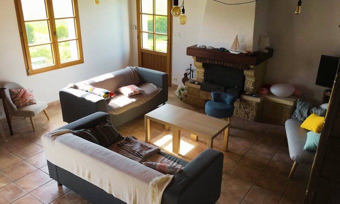 Treguennec House | Cottage- Sleeps 10 - Sea view