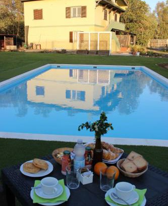 Capoterra Bed & Breakfast | Country & Beach B&B