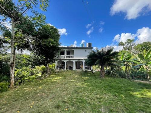Samana House | Country home in the hills of Samana