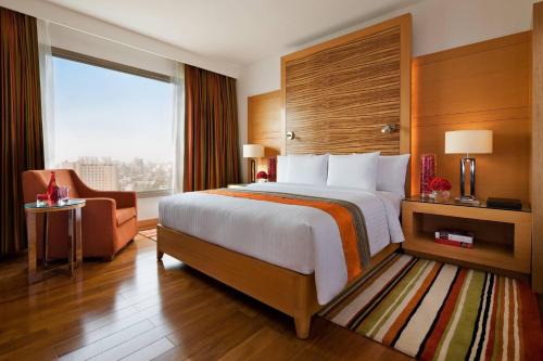 Gurugram Hotel | Courtyard by Marriott Gurugram Downtown