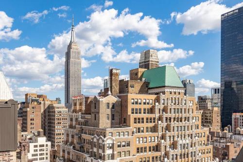 Garment District Hotel | Courtyard by Marriott Times Square West