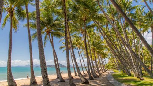 Palm Cove House | Cove Hideaway - Palm Cove