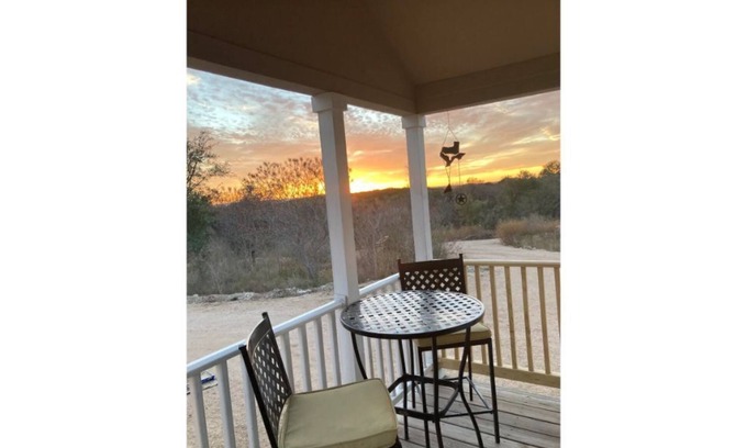 Marble Falls House | Cowboy Sunset at the Orrasis