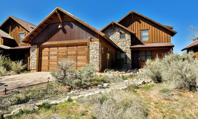 Coyote Run House | Coyote Run #4