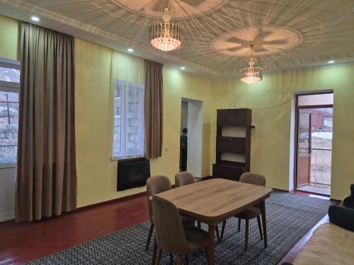 Arsha Apartment | Cozi apartment Arsha