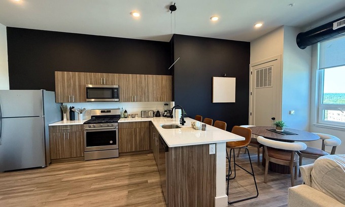 East Orange Apartment | Cozy 1-bedroom apartment with AC in charming East Orange