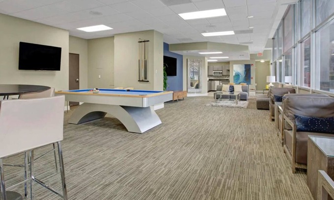 Central Sacramento Apartment | Cozy 1-bedroom with fitness room, WiFi in pleasant Sacramento