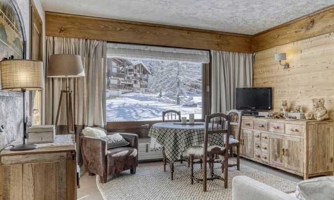Le Planellet Apartment | Cozy 1-BR Apt for 4 near Ski Slopes and Golf - Megeve Mont d'Arbois