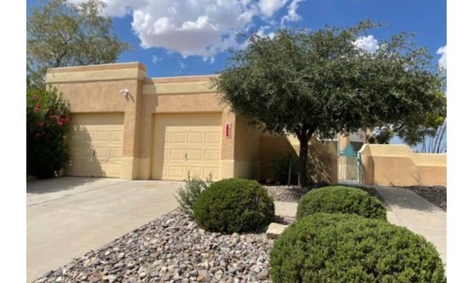Picacho Hills House | Cozy 2 bedroom home in the heart of Picacho Hill