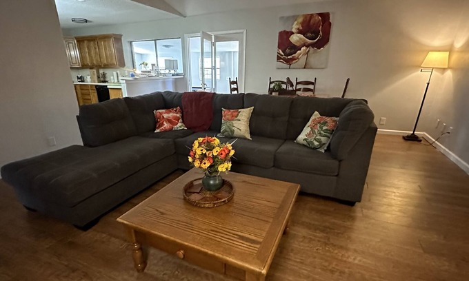 Denton House | Cozy and Spacious Denton Getaway