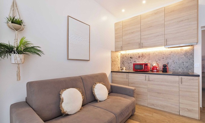 L'Europe Apartment | "cozy Apartment 1bdr/4p - Paris 8th/saint-lazare