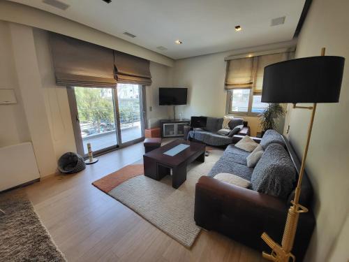Ilion Apartment | Cozy apartment in front of the park