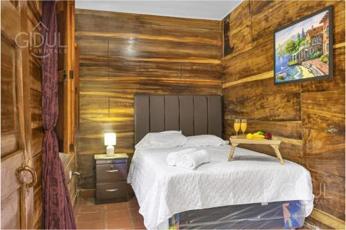 Coatepeque Apartment | Cozy Cabin and Coffee Farm in Coatepeque Lake
