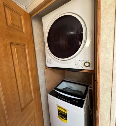 Punta Gorda Other | Cozy Camper RV Getaway by the Pond