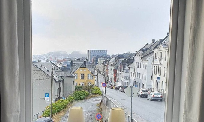 Alesund Apartment | Cozy, Central, Ocean View