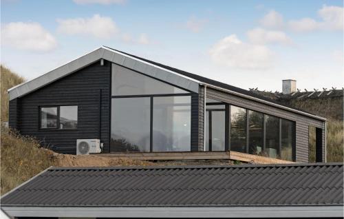 Blokhus House | Cozy Home In Blokhus With Kitchen