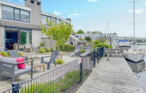 Lemmer House | Cozy Home In Lemmer With Wifi
