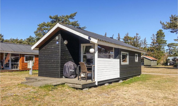 Balka Strand House | Cozy Home In Nexø With Wifi