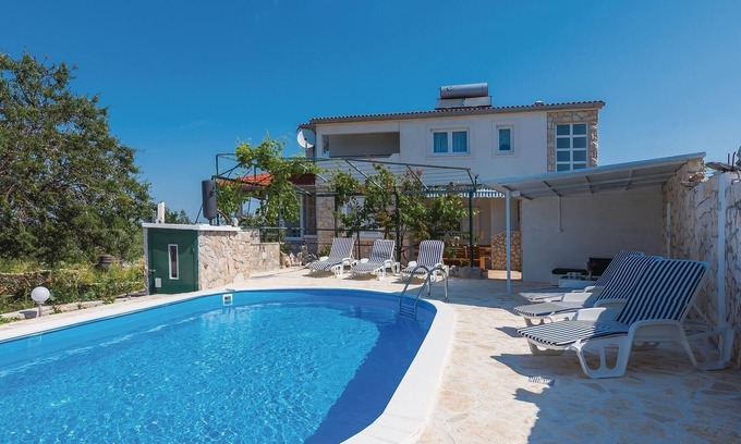 Primosten House | Cozy home in Primosten with kitchen