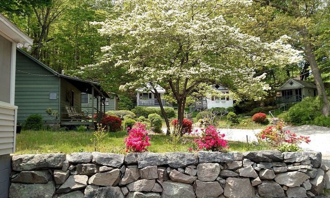 East Lyme Cabin | Cozy Nest Cottages