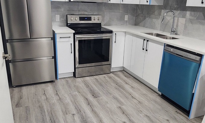 Edmonton House | Cozy One Bedroom BSMT Apa