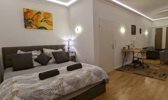 Bielefeld House | Cozy penthouse with terrace in the heart of the city EM-APARTMENTS GERMANY