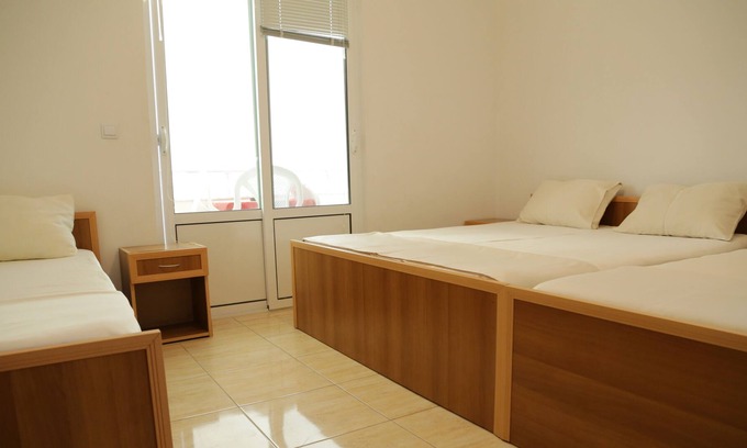 Ulcinj Apartment | Cozy Private Room For Four Persons