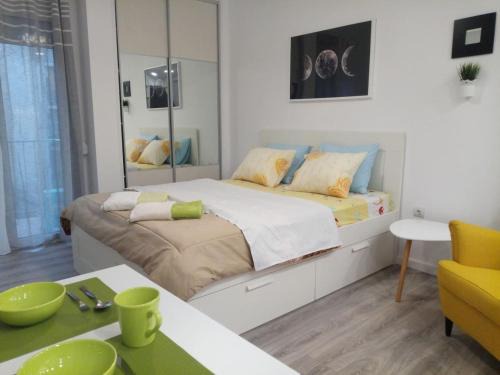 Attiki Apartment | Cozy studio near Victoria metro station