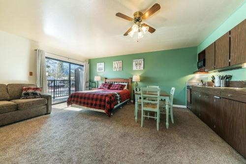 Truckee House | Cozy Studio w/Partial Lake view #224 at Donner Lake Village