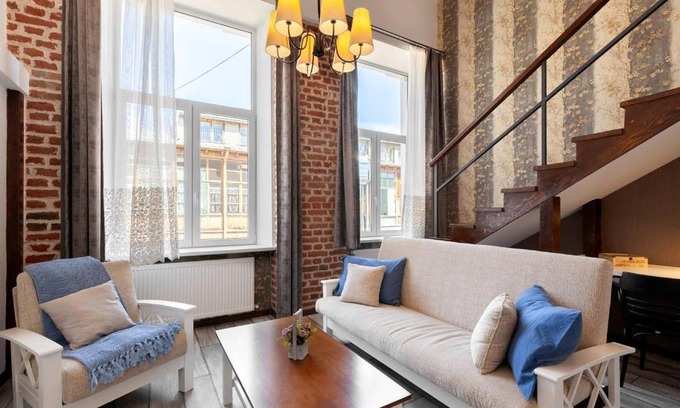 Tbilisi City Centre Apartment | Cozy Studios on Freedom Square