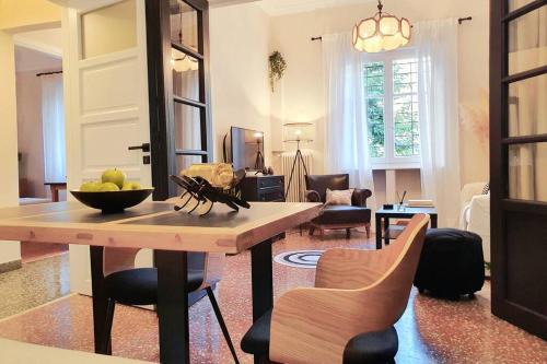 Athens Apartment | COZY Stylish Apt., 800m to METRO, 2min to Highway