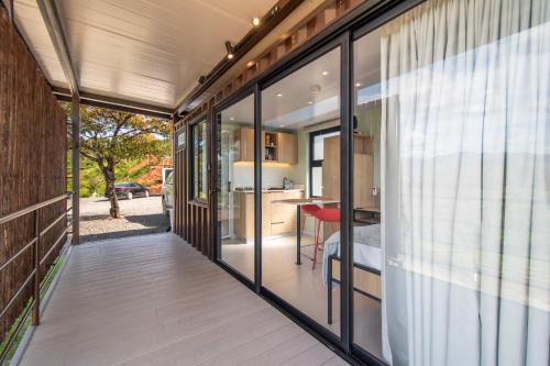 Torio Apartment | Cozy Tiny House 5 - Ocean Views