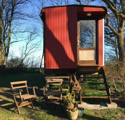 Roslev House | Cozy Wagon House With Views Over The Limfjord