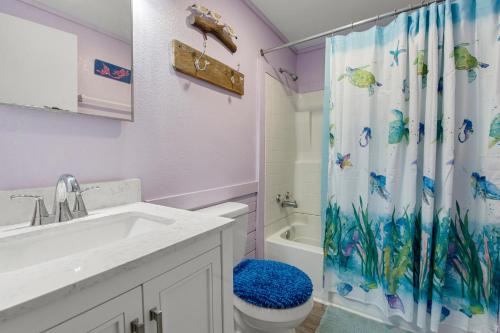 Avon House | Crab Walk