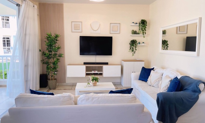 Los Charamicos Apartment | Crea recuerdos inolvidables en este alojamiento único y familiar.